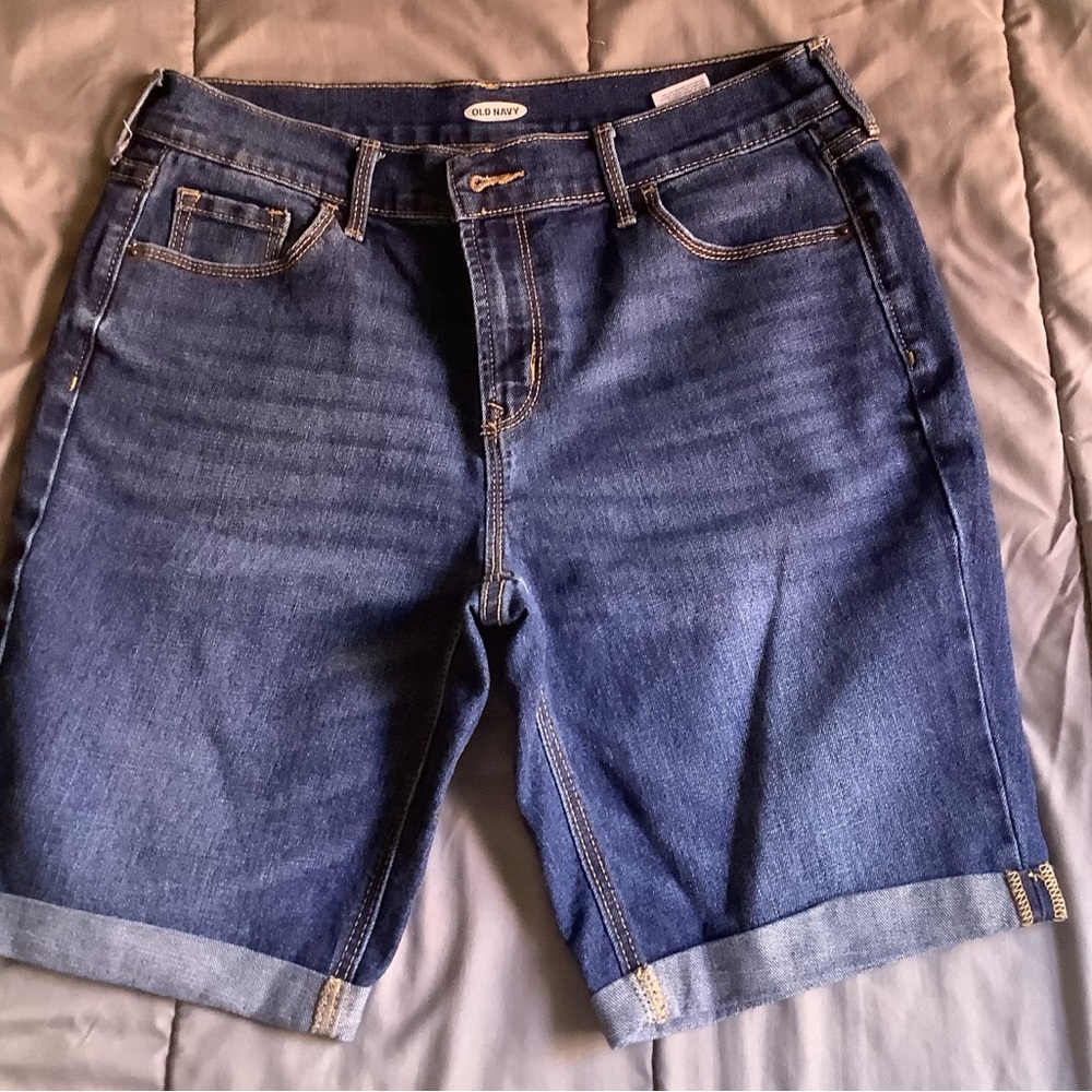 Old Navy Women's Dark Cuffed Bottom Blue Jean Shorts